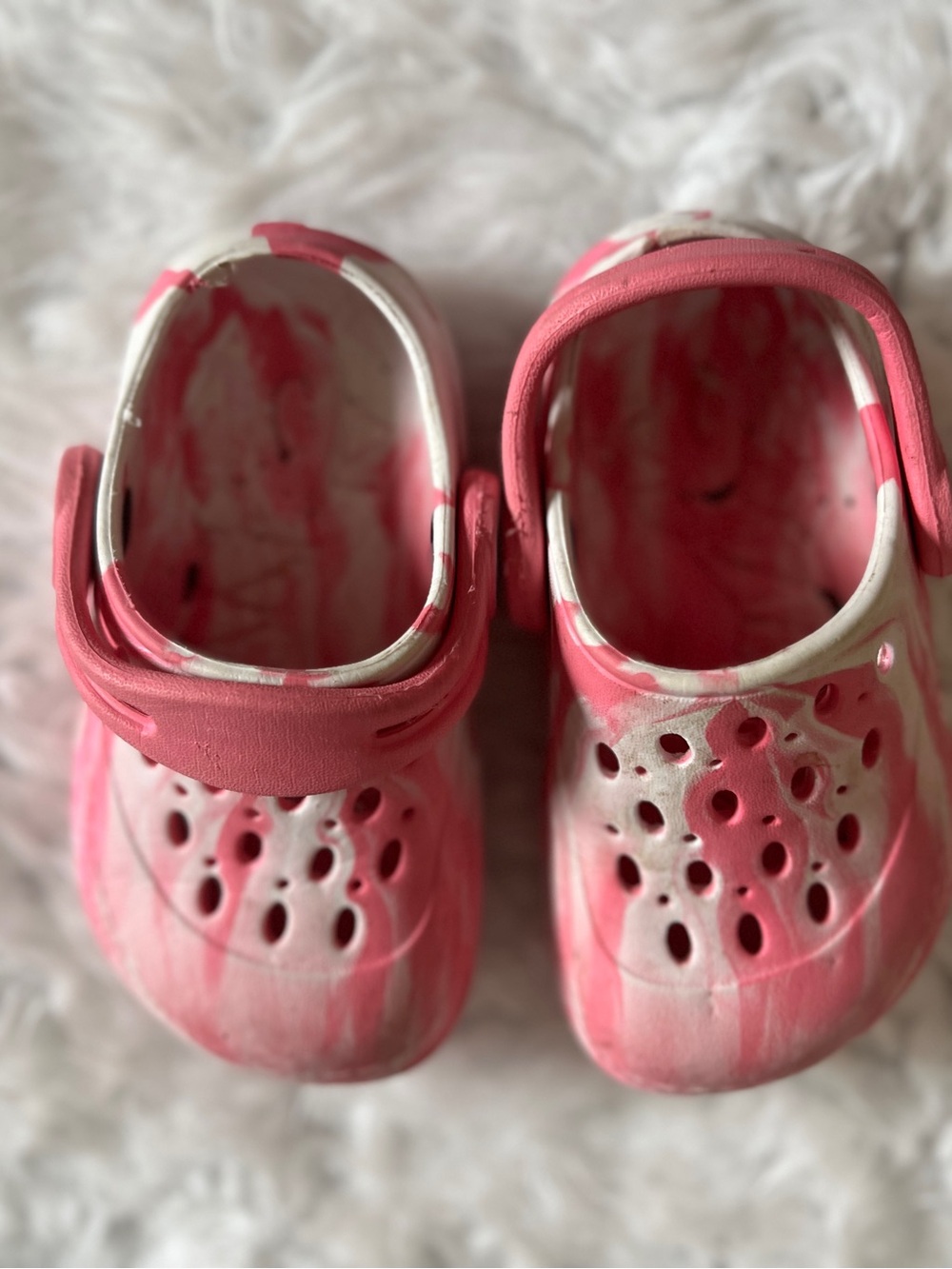 Kids Pink Tie-Dye Water Clog with Secure Heel Strap